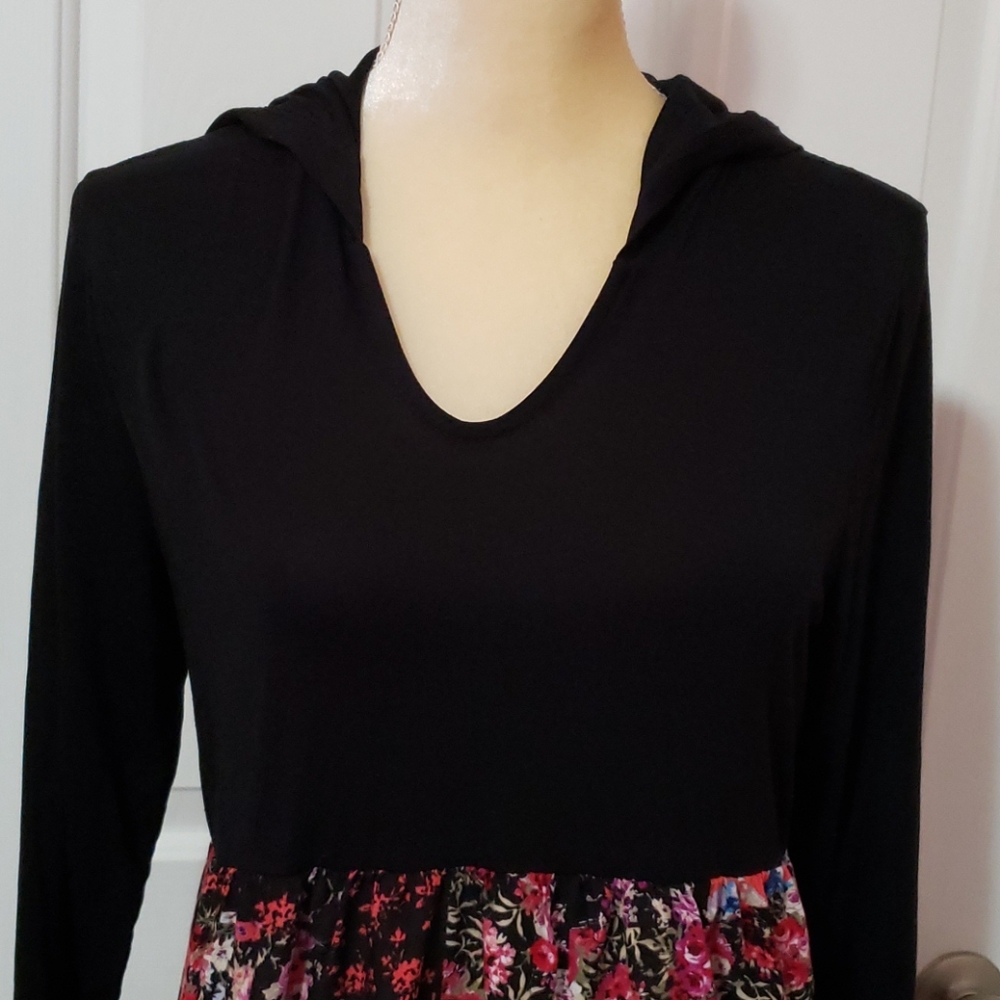 Vision Floral Top - Picture 6 of 6